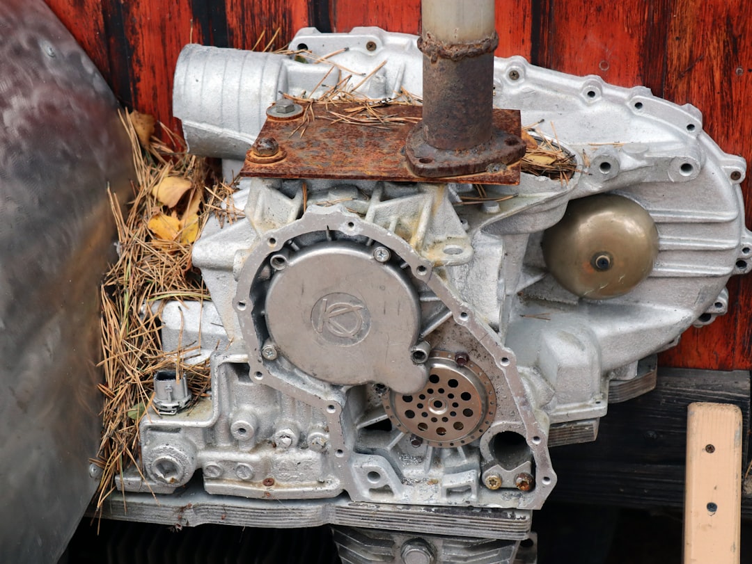 a-close-up-of-an-engine-on-a-truck-badwuomhs3a